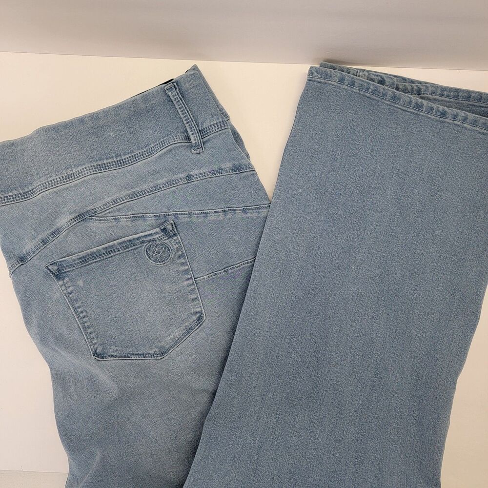 Laurie Felt Womens Silky Curve Boot Cut Vital Stretch Tech Lt Blue Jeans 3XT EUC